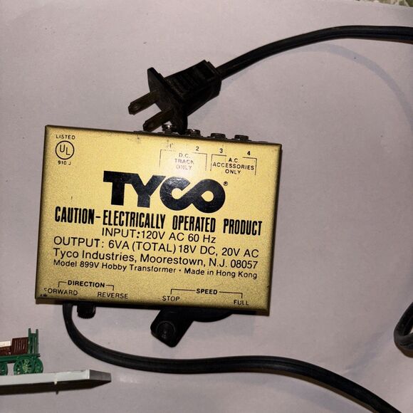 Model Train HO Bldgs Water Tower A Lot Of Track Transformer Small Accents As Is - Picture 13 of 16